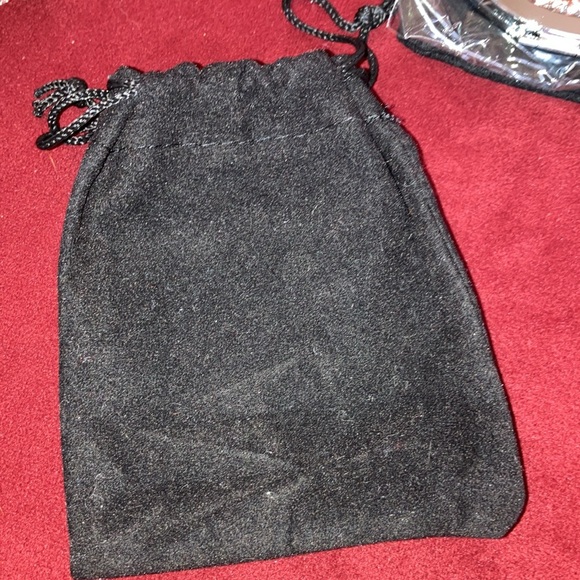 Glitter double compact mirror with black velvet dust bag. 2 colors pick one - Picture 6 of 6